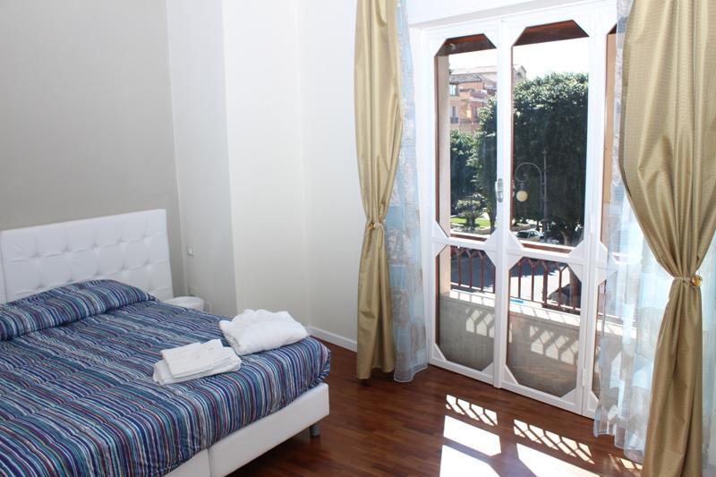 Domus Yenne Suites Cagliari Zewnętrze zdjęcie