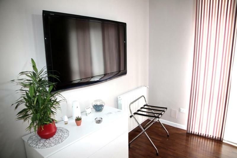 Domus Yenne Suites Cagliari Zewnętrze zdjęcie