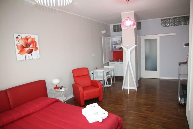 Domus Yenne Suites Cagliari Zewnętrze zdjęcie
